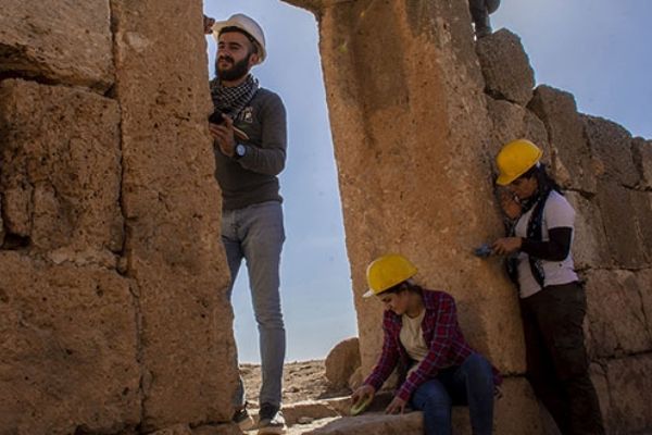 Çocukken oynadığı kalede şimdi tarihe ışık tutuyor