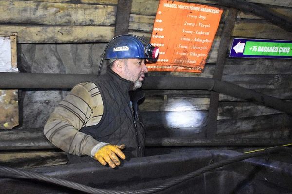 Madenci Uğur'un karanlıktaki hayat mücadelesi