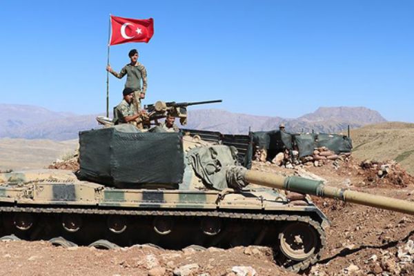 2047 rakımlı Herekol Dağı'nda, teröre göz açtırmıyorlar…