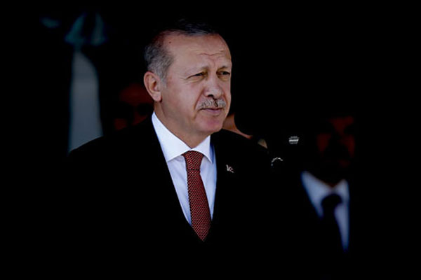 Cumhurbaşkanı Erdoğan'dan burs müjdesi