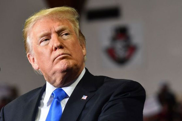 ‘Trump hükümetini devirmeliyiz’