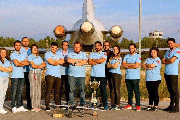 İHA tasarımında ödüle doymuyorlar