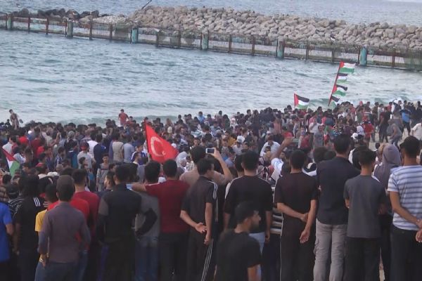 İsrail askeri Gazze ablukası protestosuna müdahele etti