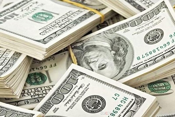 Dolarda düşüş devam ediyor