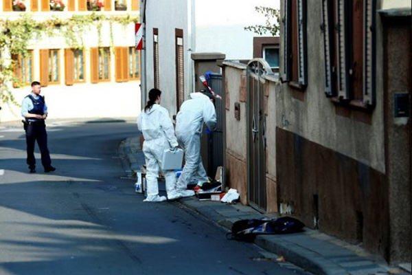 Almanya'da bıçaklı saldırı