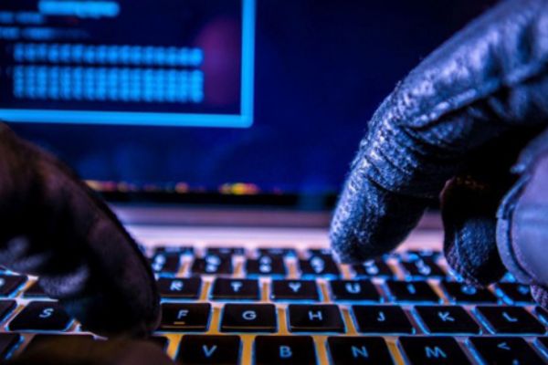 İsrail, birçok ülkeye casusluk ekipmanları satıyor!