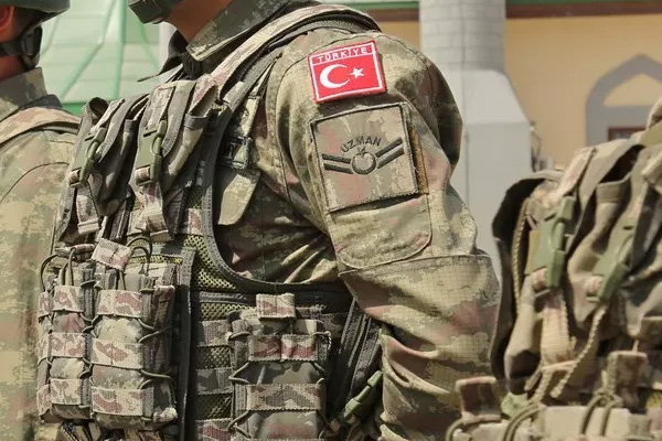 Türk askerinin Lübnan'daki görev süresi uzatıldı