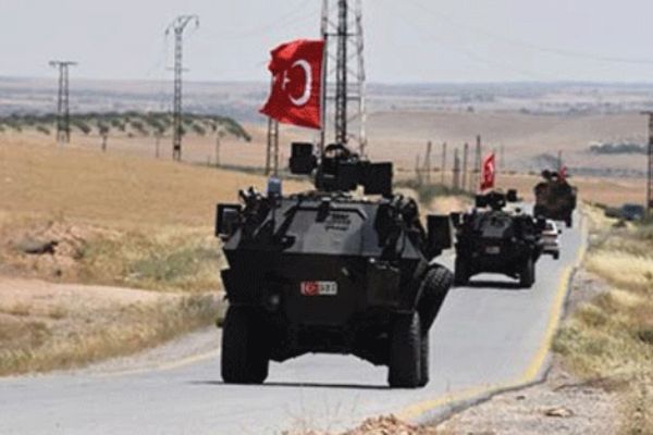 TSK Münbiç'te  devriye görevinde…