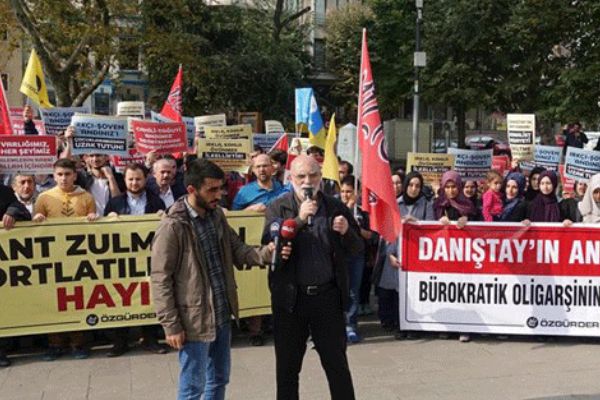 İstanbul’da 'Öğrenci Andı' kararına protesto