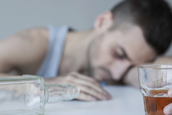 Alkolizm tedavisinde Baclofen resmi olarak kabul edildi