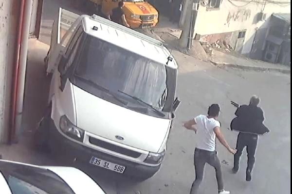 Boşanmak isteyen damadına pompalı tüfekle saldırdı