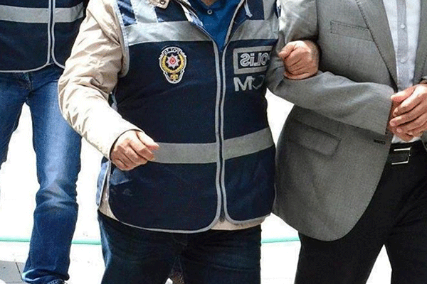 FETÖ’ye bir darbe daha eski emniyet müdürü yakalandı