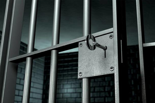 Sakharov Ödülü hapisteki yönetmen Oleg Sentsov'a verildi