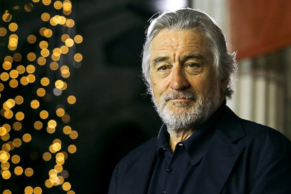 Bir bombalı mektup da Robert De Niro'ya