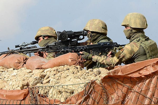 Hakkari’de 2 terörist öldürüldü