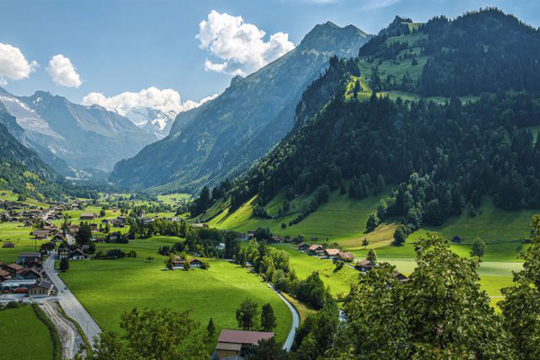 Avrupa'da bir 'Gümrüksüz alışveriş cenneti' Andorra