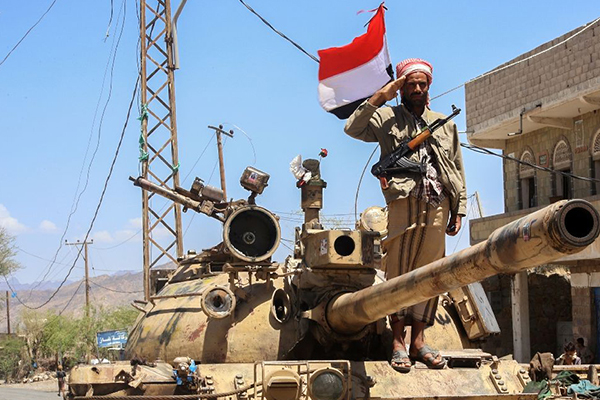 Suudi Arabistan'dan Yemen'deki müttefiklerine yakıt desteği