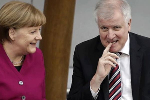 Merkel’den sonra şimdide İçişleri Bakan’ının liderliği tartışma konusu