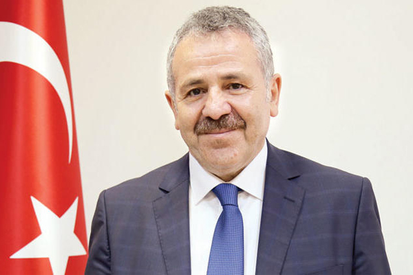 Türkiye'nin Lahey Büyükelçisi göreve başladı