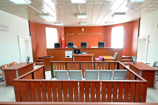 FETÖ liderinin yeğenine verilen ceza onandı