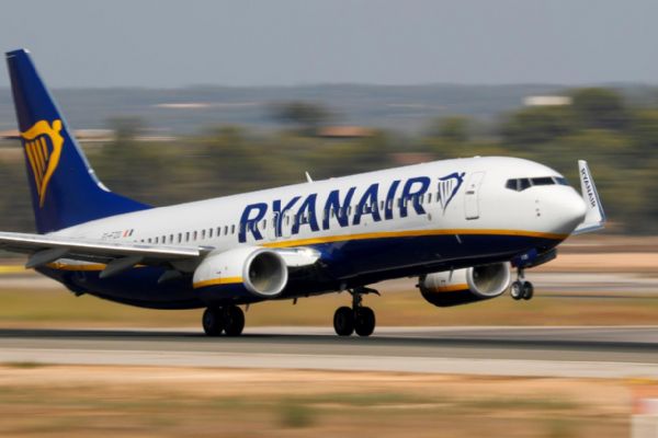 Hollanda adalet mahkemeleri Ryanair'in kapatılmasını engelledi