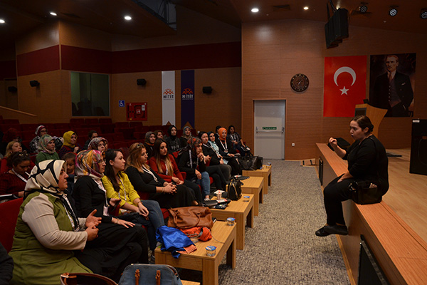 Hitit Üniversitesi 'bilimsel anneler' projesi