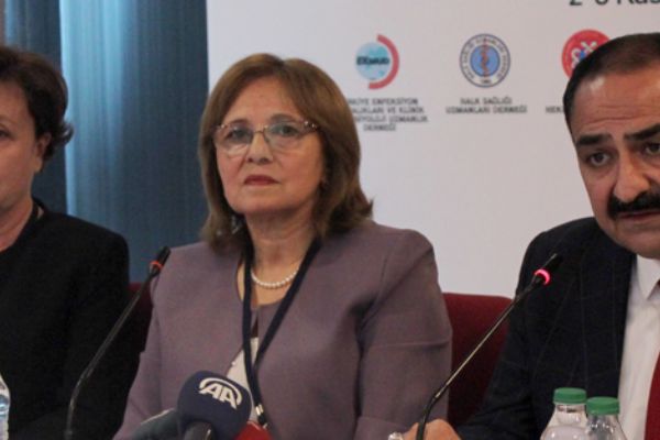 ‘Ülkemiz’de aşılarının önemini hiçbirimiz yadsımıyoruz’