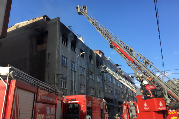 İstanbul'da fabrika yangını