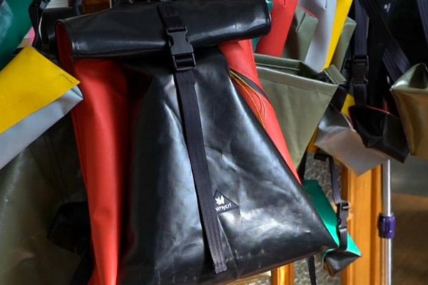 Alman aktivistler, göçmen botlarından moda yarattılar