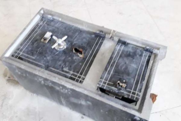 Çelik kasayı patlatıp milyonluk soygun yaptılar