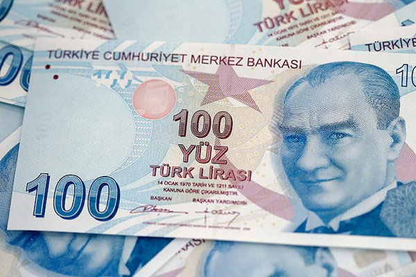 Caddede drift yapan sürücüye 5 bin TL ceza