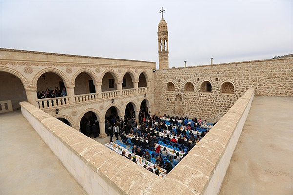 Midyat'ta Süryaniler terfi ayini yaptı