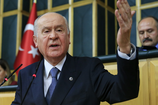 Bahçeli: Döviz artınca etiketleri şişirenler, şimdi neden etiketleri indirmiyorlar