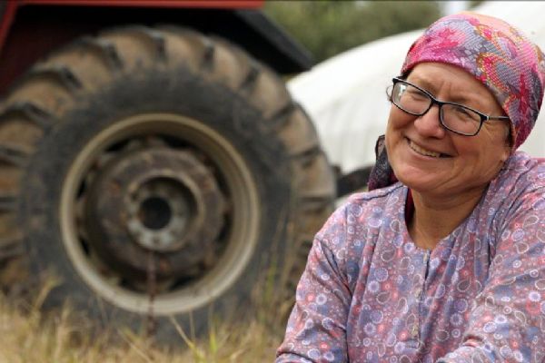 Çiftçi Feride Soydan'ın çabası takdir topluyor