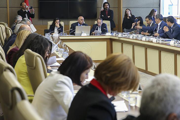 Sağlık alanında düzenlemeler içeren teklifin 5. maddesi kabul edildi