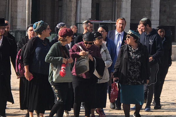 İsrailli aşırı sağcı milletvekilinden Mescid-i Aksa'ya baskın