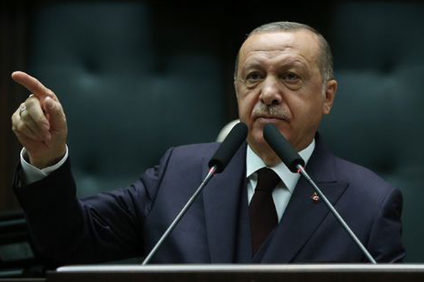 Cumhurbaşkanı Erdoğan: Sağlık alanında başkalarına özenmiyoruz. Onlar bize gıptayla bakıyor.