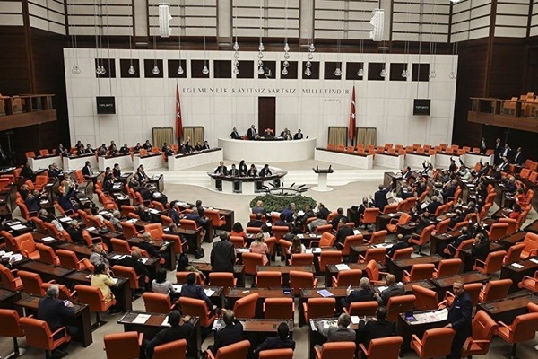 İhraç edilen doktorlarla ilgili sıcak gelişme