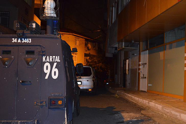 İstanbul'da 17 adrese uyuşturucu operasyonu