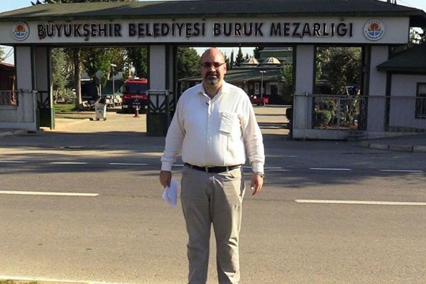 Yanlış cenazeyi defnettiler