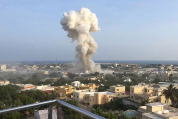 Ülkeyi sarsan olay… Peş peşe patlamalar çok sayıda ölü var