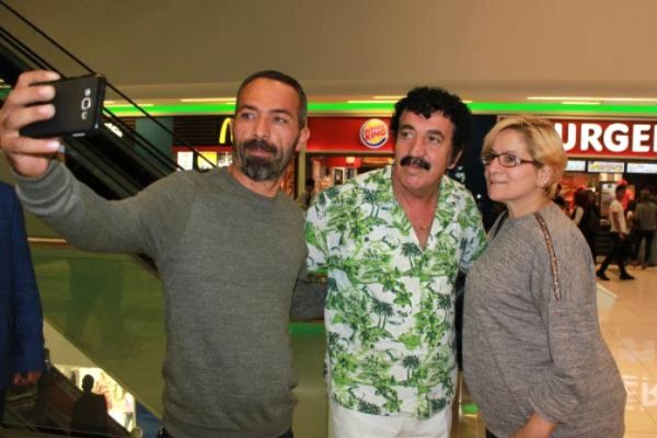 Antalyalı Müslüm Baba, 'Müslüm' filminde ilgi odağı oldu