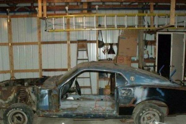 Restore edilen hurda arabalar