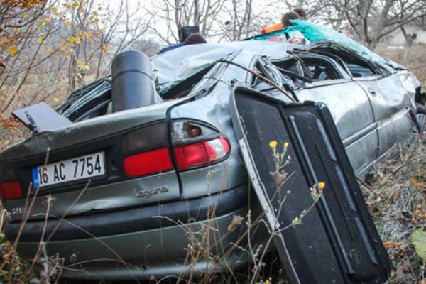 Kütahya’da korkunç kaza!