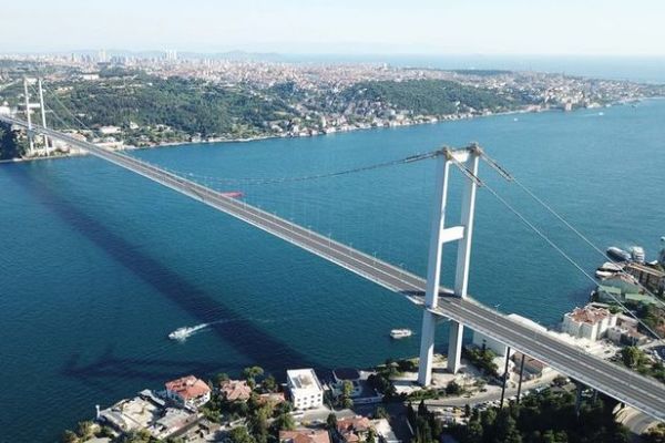 15 Temmuz Şehitler Köprüsü trafiğe kapatıldı