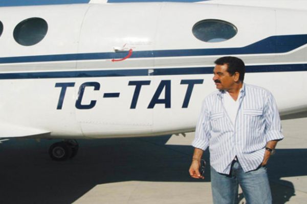 FETÖ firarisinin İbrahim Tatlıses'i dolandırdığı ortaya çıktı