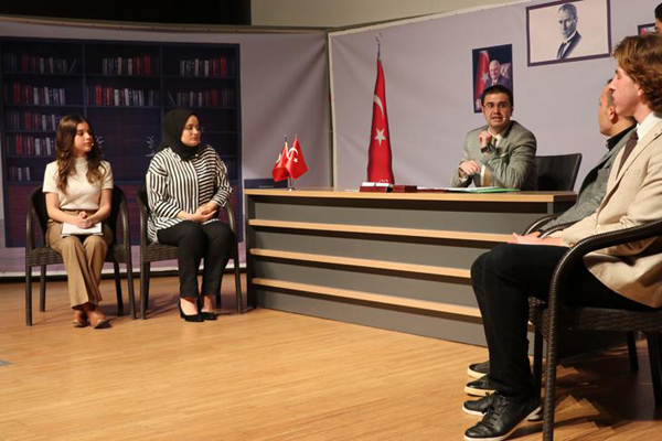 Şehit Kaymakam Safitürk'ün hayatını tiyatroyla anlattılar