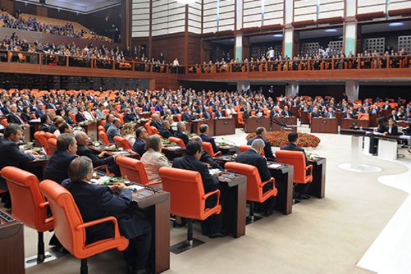 TBMM'de bütçe görüşmeleri sürüyor