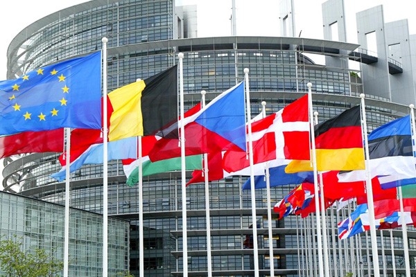 AP'de ‘Suudi Arabistan’a silah ambargosu’ tasarısı hazır