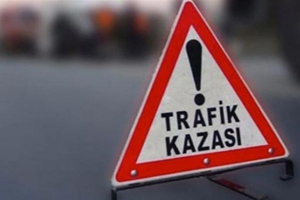 İETT otobüsü kaza yaptı: 9 yaralı